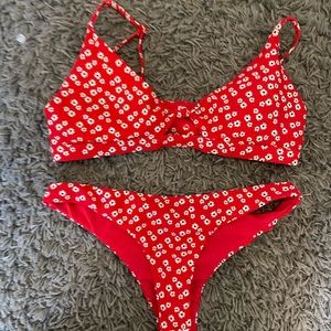 Tilly’s Floral Bikini- size s/m